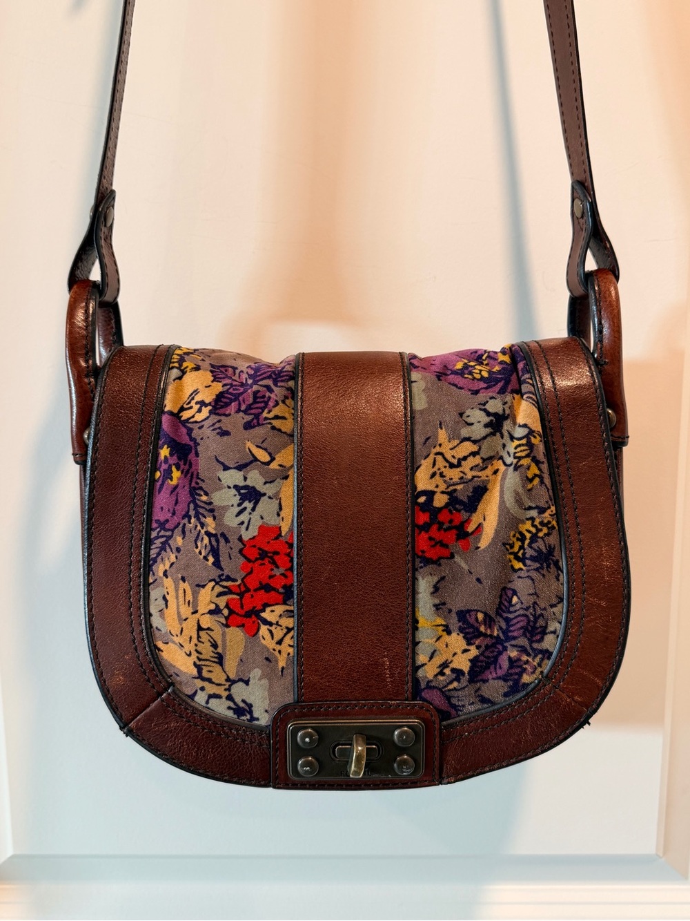 Fossil Vintage Reissue VRI Floral Tapestry Velvet Leather Saddle Bag Crossbody